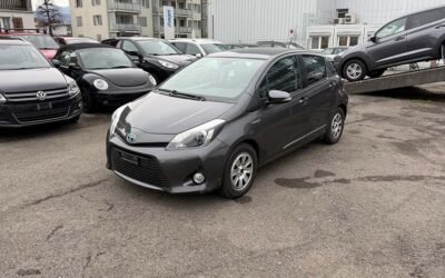 TOYOTA Yaris 1.5 VVT-i Hybrid